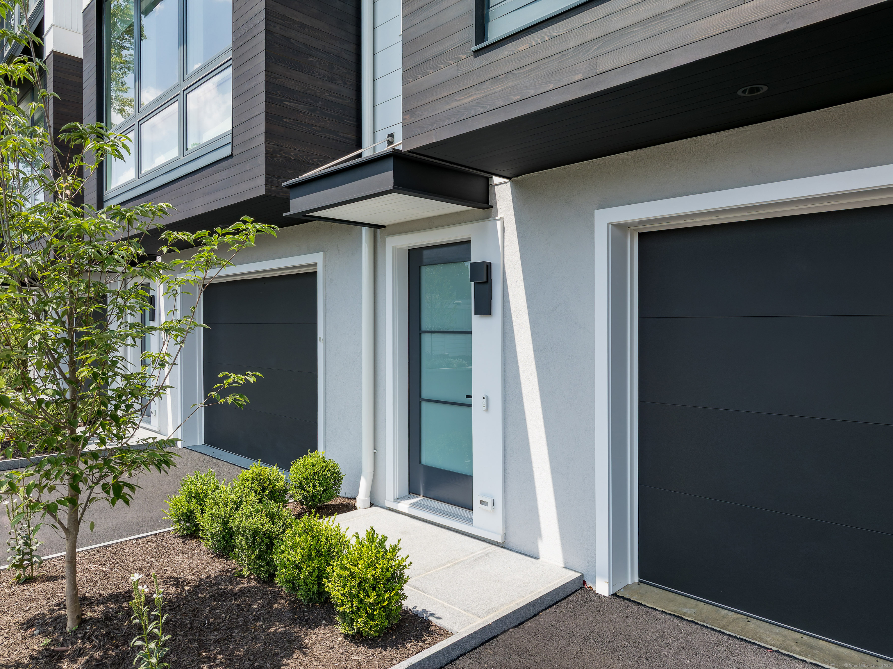 785 Post Road East, Unit 201 Westport, CT 06880 - Photo 4 of 40