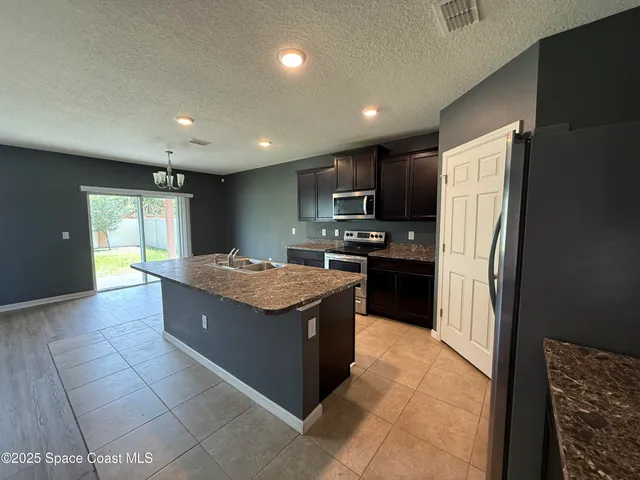 $2,450 | 137 Sutherland Drive Southwest, Palm Bay, FL 32908