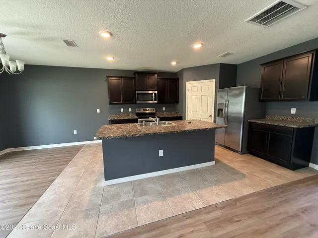 $2,450 | 137 Sutherland Drive Southwest, Palm Bay, FL 32908