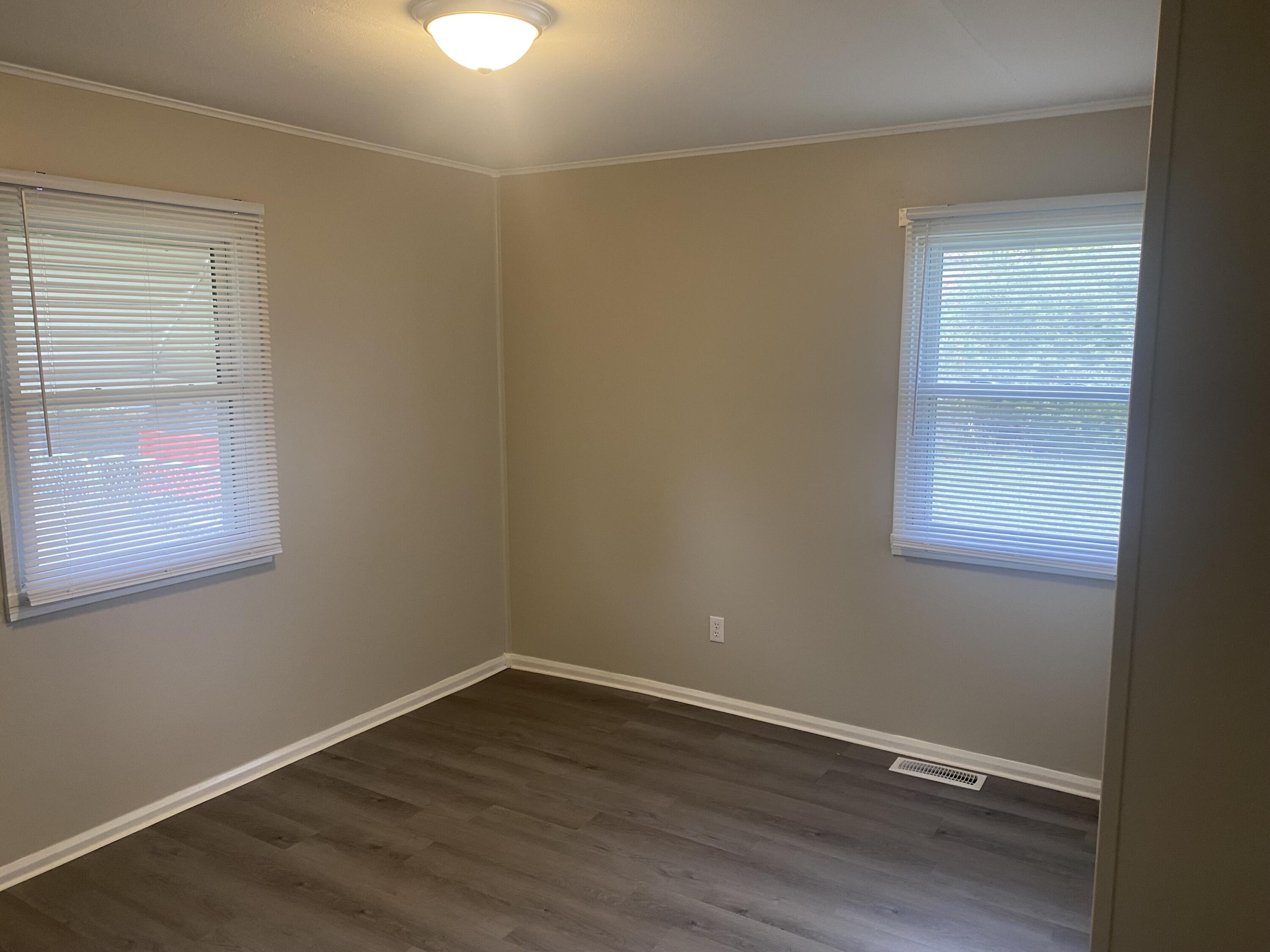 2752 Dorothy Layne Springfield, OH 45505 - Photo 10 of 20