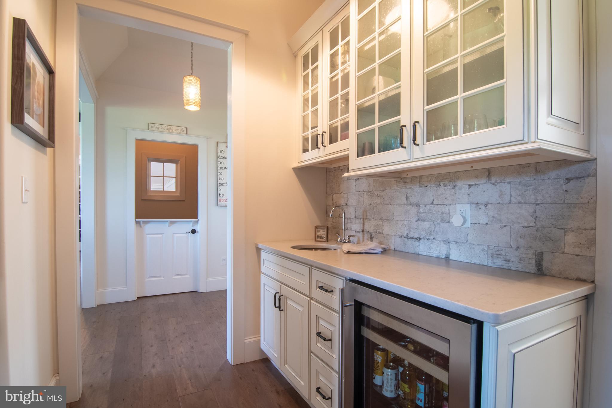 2141 Berks Road Lansdale, PA 19446 - Photo 14 of 51 Butler's Pantry