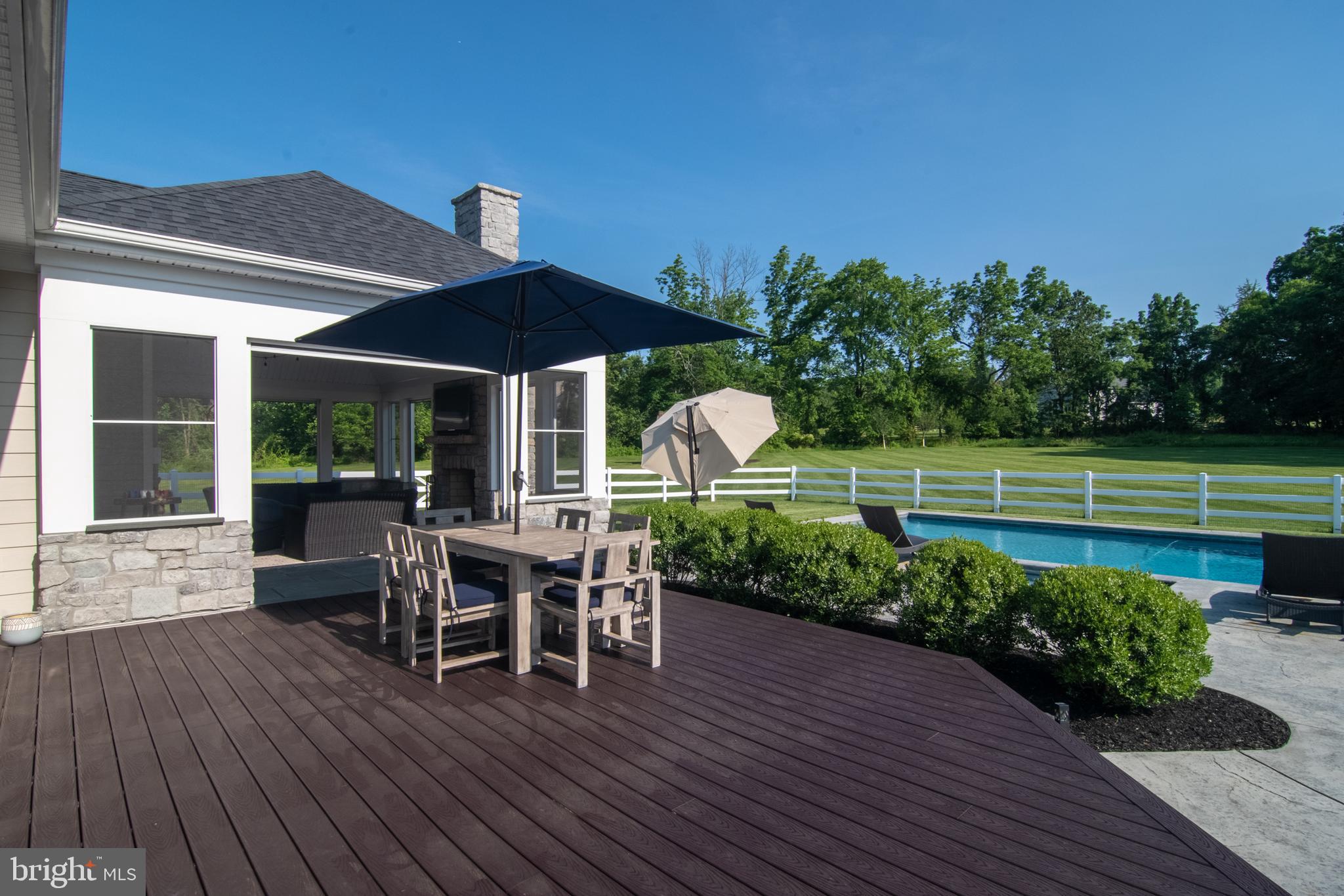 2141 Berks Road Lansdale, PA 19446 - Photo 45 of 51 Back Patio