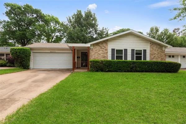 $310,000 | 1905 Easy Street, Arlington, TX 76013