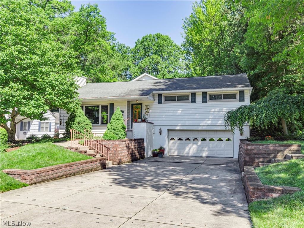 3059 Lake Road Silver Lake, OH 44224 - Photo 1 of 33