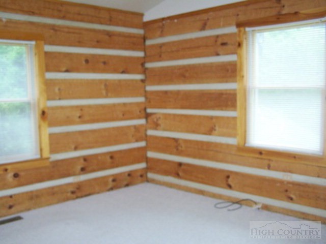 618 Chestnut Ridge Drive Jefferson, NC 28640 - Photo 16 of 17 Gallery Image 16