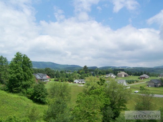 618 Chestnut Ridge Drive Jefferson, NC 28640 - Photo 8 of 17 Gallery Image 8