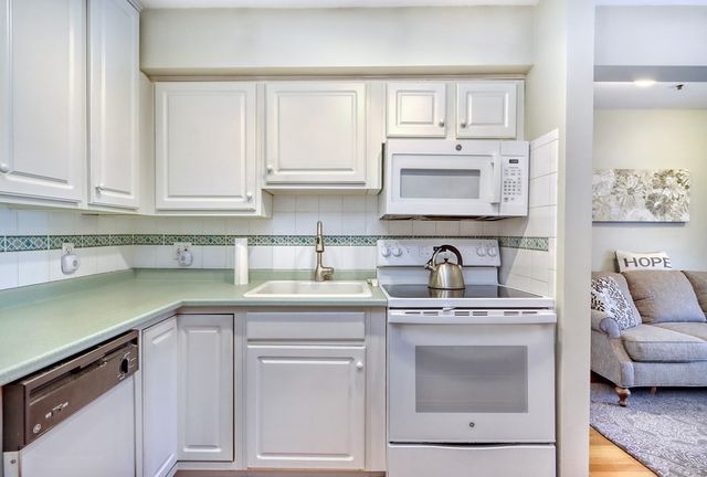 $360,000 | 184 Bunker Hill Street, Unit 6, Boston, MA 02129