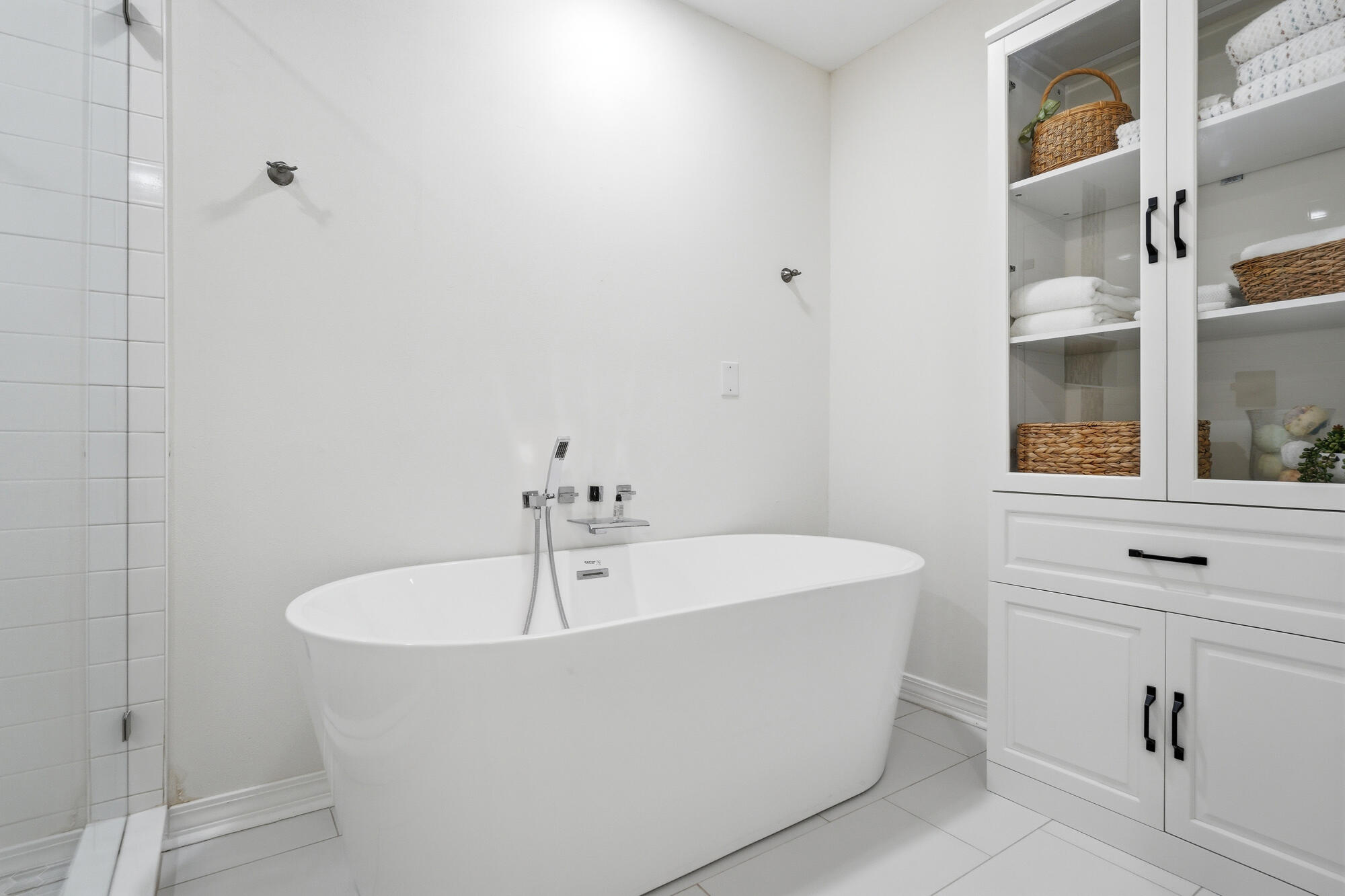 210 Wynnehaven Beach Road Mary Esther, FL 32569 - Photo 35 of 46 210_wynnehaven_beach_rd-awp_media-034