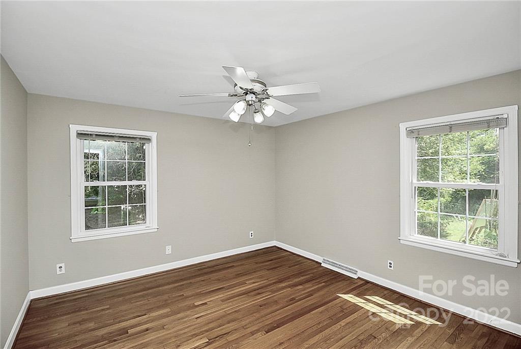 309 Holiday Road Gastonia, NC 28054 - Photo 17 of 34 Gallery Image 17