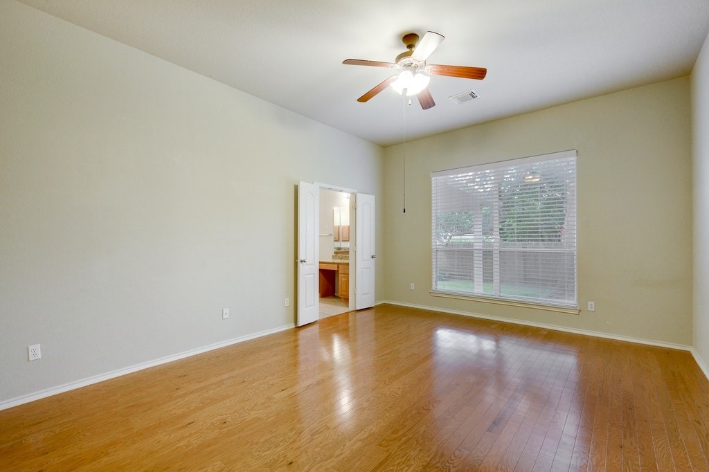 10800 Split Stone Way Austin, TX 78739 - Photo 15 of 30