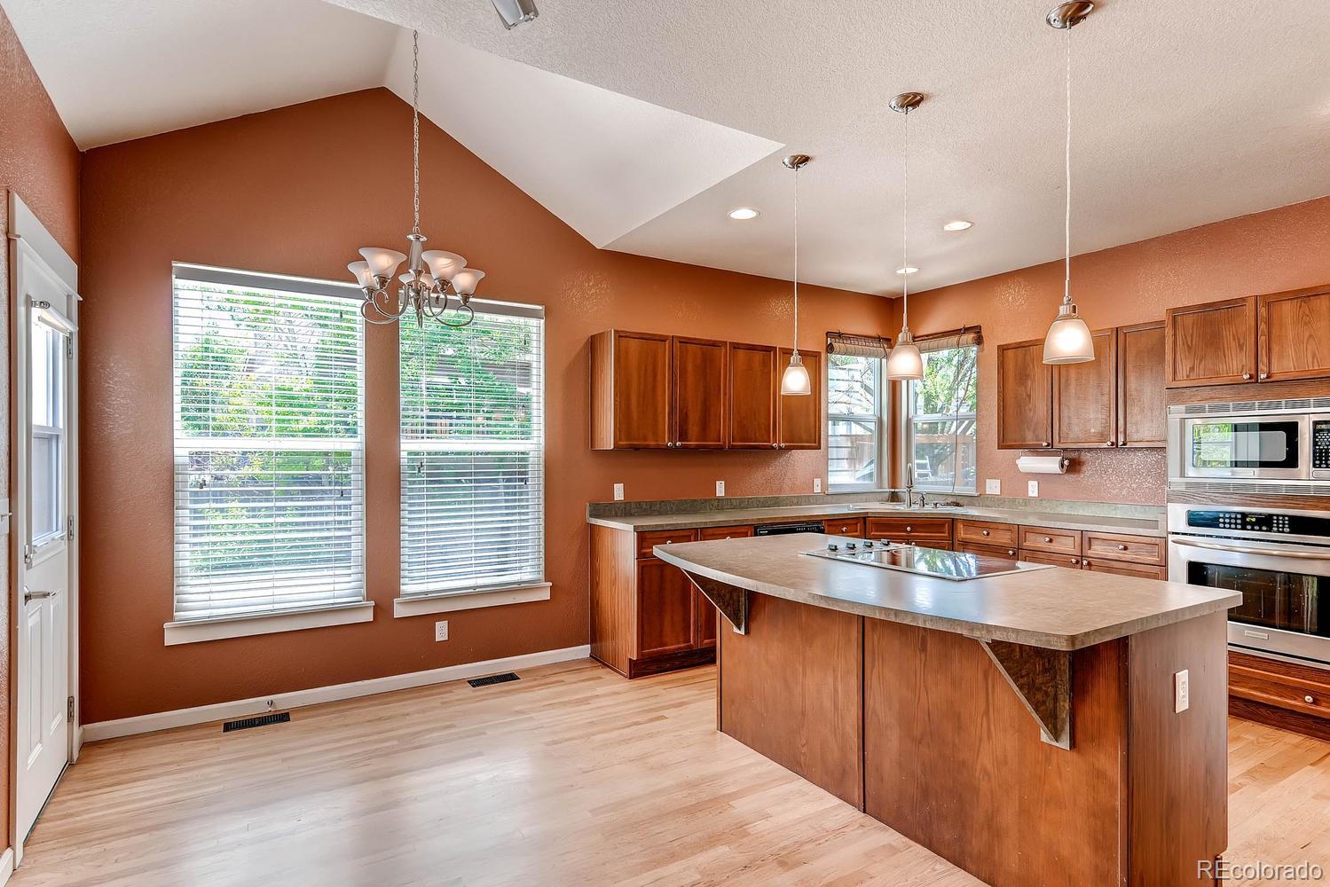 10808 McClellan Road Parker, CO 80134 - Photo 14 of 30 Gallery Image 14