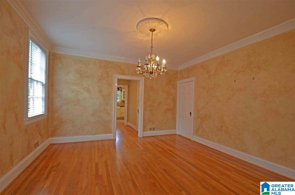 205 4th Street North Clanton, AL 35045 - Photo 10 of 37