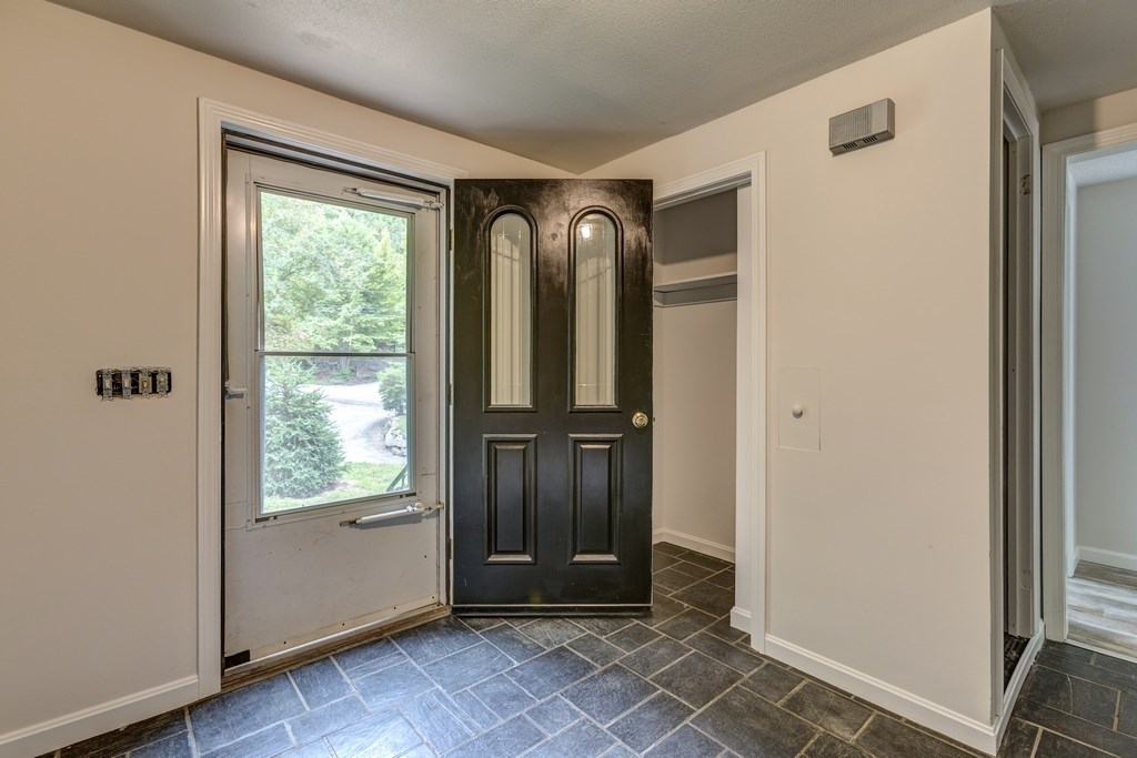 212-214 Mile Slip Road Milford, NH 03055 - Photo 36 of 40 Gallery Image 36