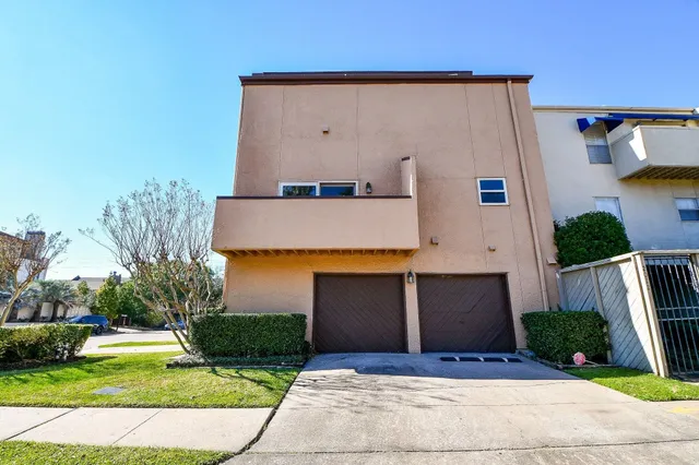 $3,200 | 6000 Inwood Drive, Unit 1, Houston, TX 77057