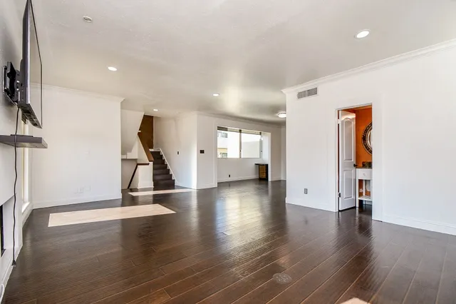 $3,200 | 6000 Inwood Drive, Unit 1, Houston, TX 77057