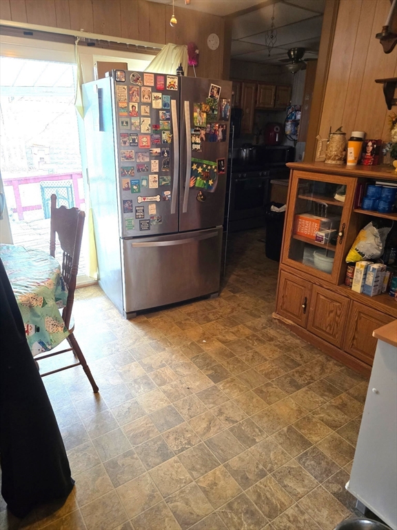 523 2nd Street Fall River, MA 02721 - Photo 5 of 28