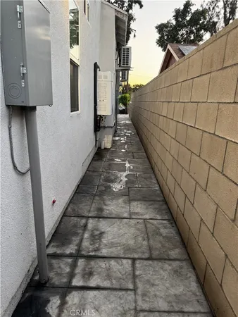 $2,550 | 617 Mott Street, San Fernando, CA 91340