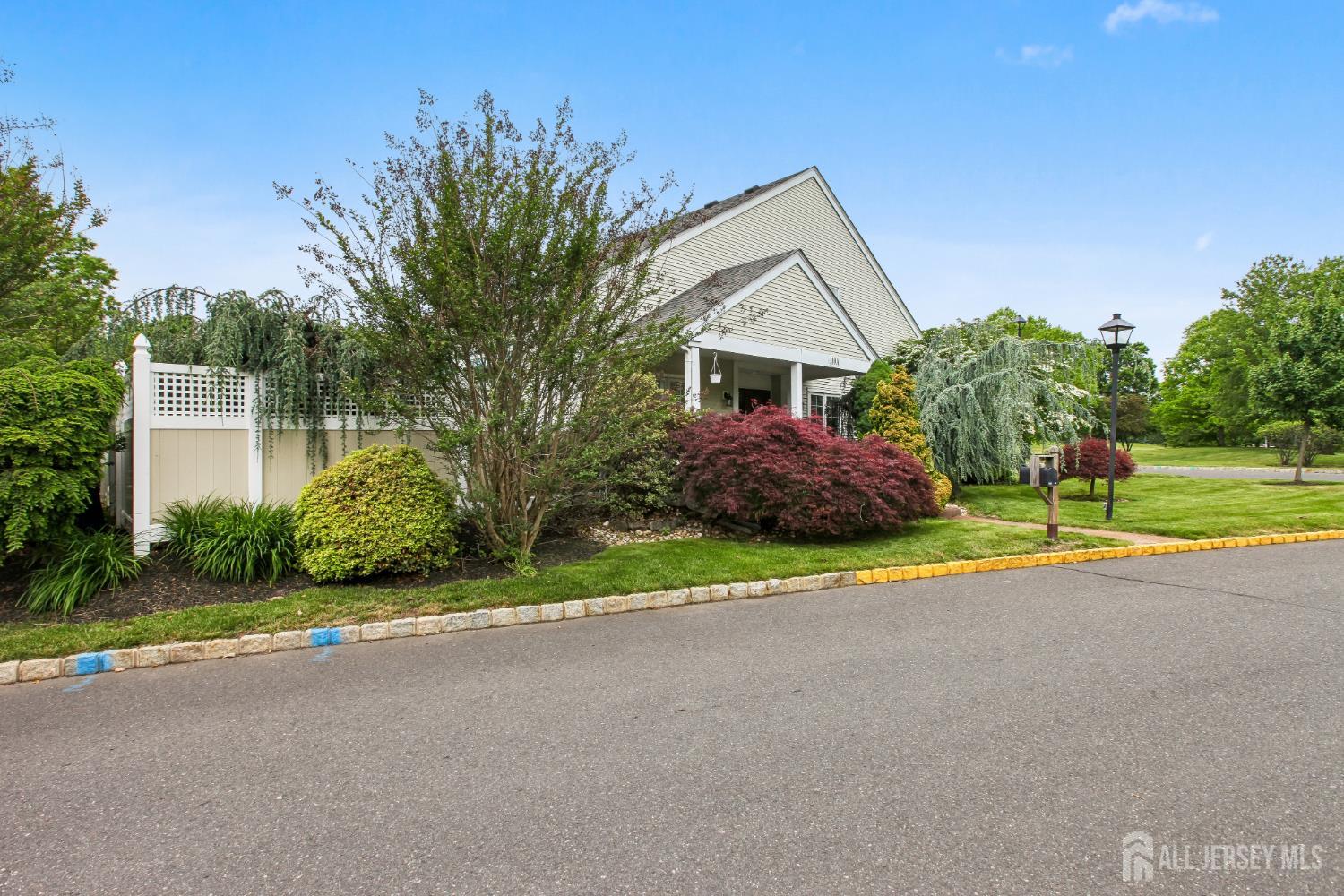 110A Winthrop Road, Unit A Monroe Township, NJ 08831 - Photo 3 of 27