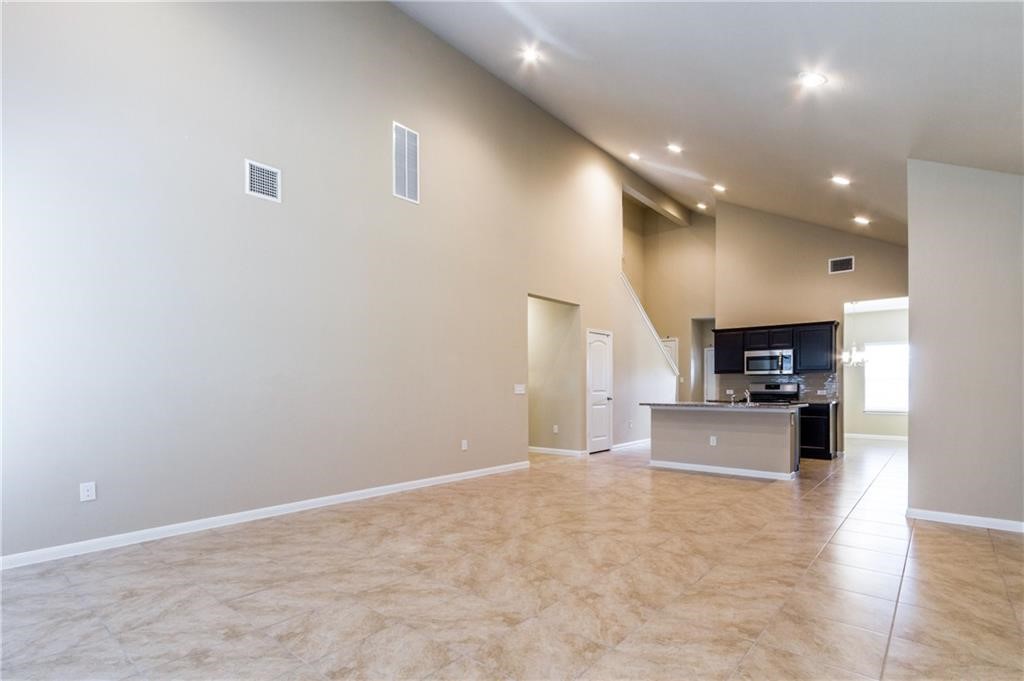 6521 Ranchito Drive Austin, TX 78744 - Photo 17 of 40