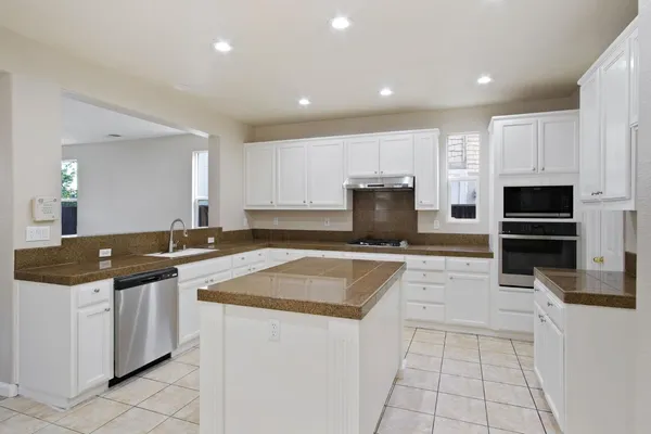 $749,900 | 2921 Compton Place, Tracy, CA 95377