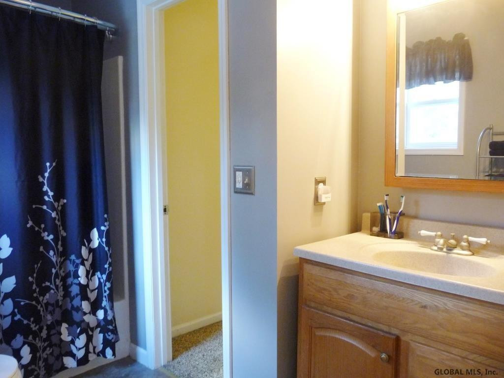 954 Murray Road Greenfield, NY 12850 - Photo 17 of 27 Photo 17