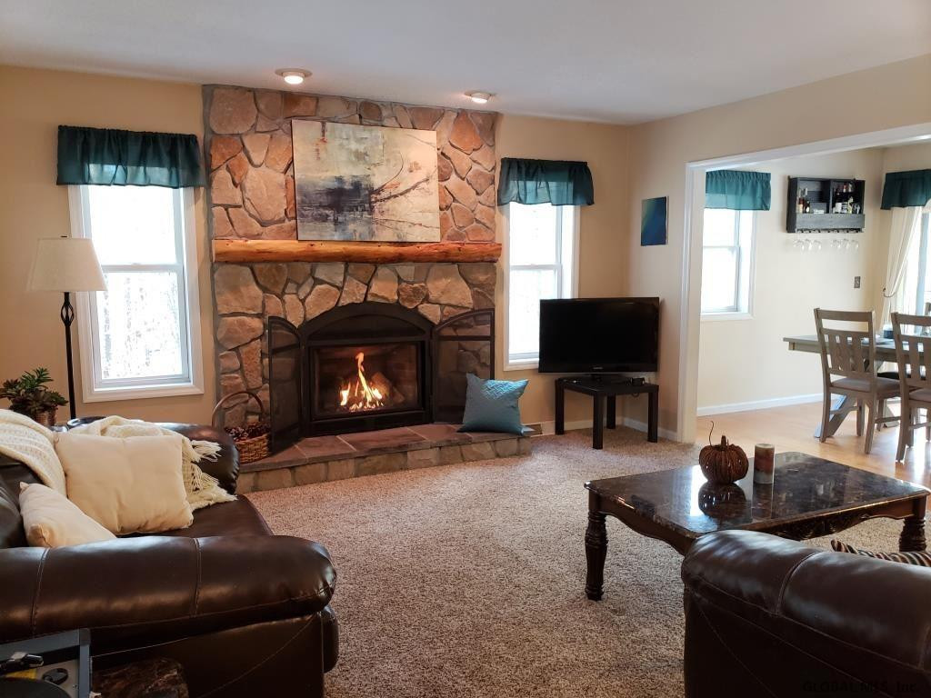 954 Murray Road Greenfield, NY 12850 - Photo 4 of 27 Photo 4