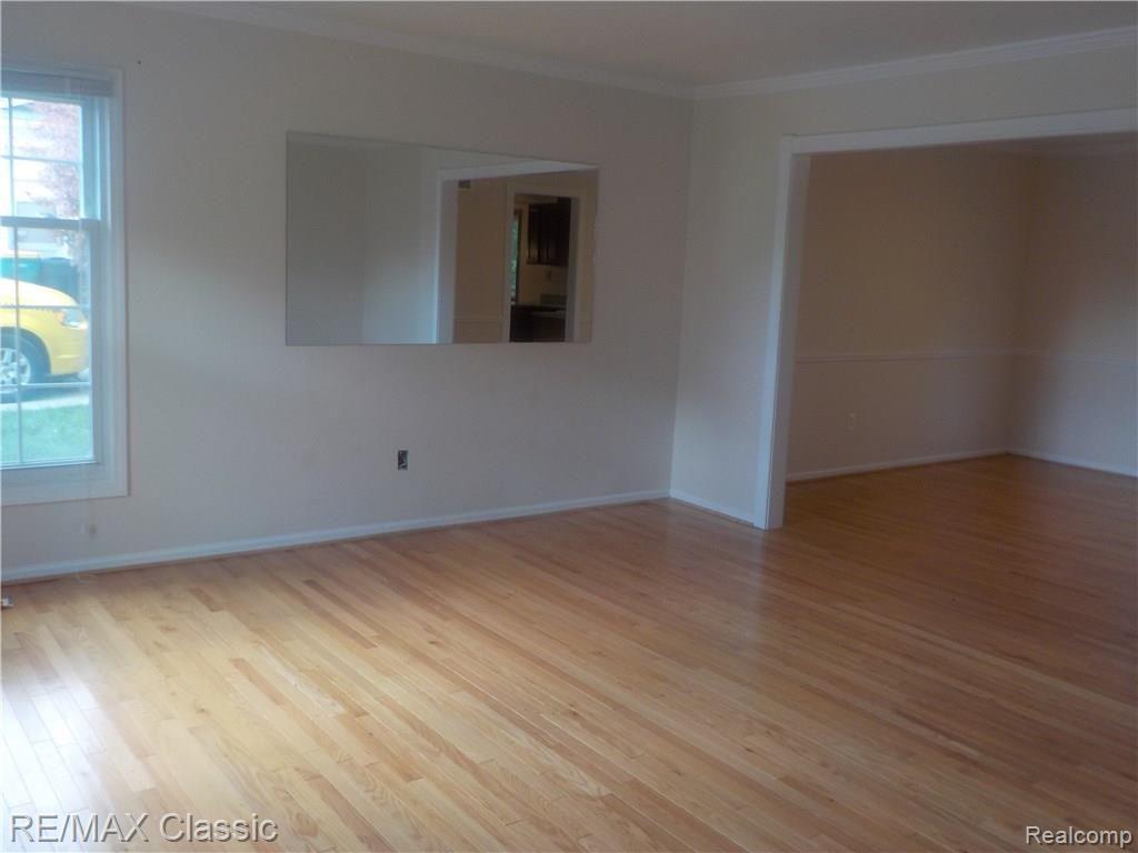 35797 Smithfield Road Farmington, MI 48335 - Photo 5 of 21
