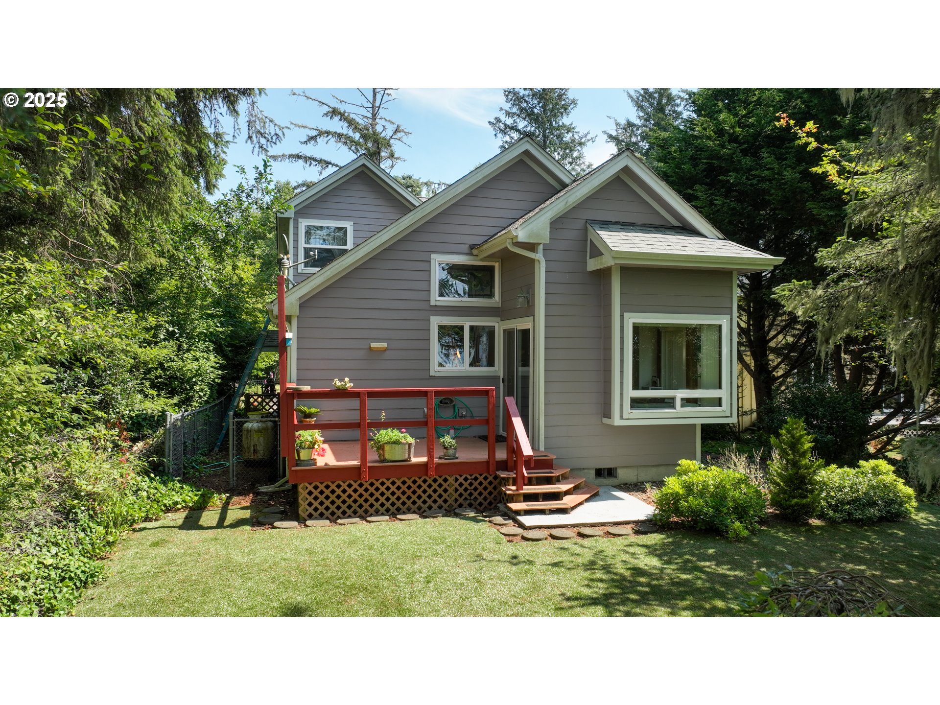 38 3rd Street Chinook, WA 98614 - Photo 28 of 33