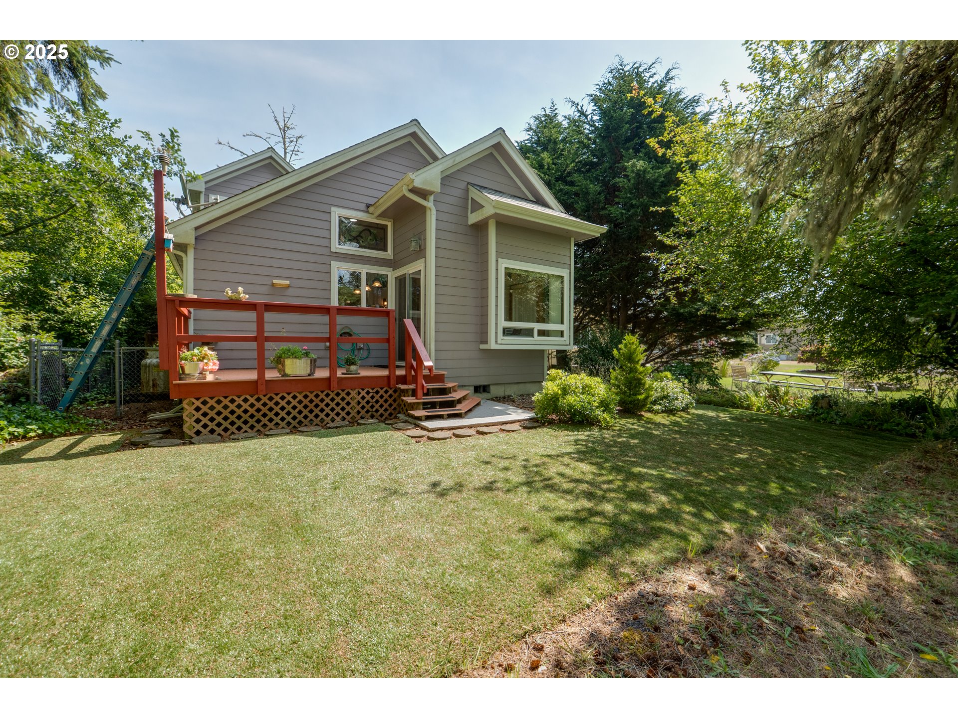 38 3rd Street Chinook, WA 98614 - Photo 29 of 33