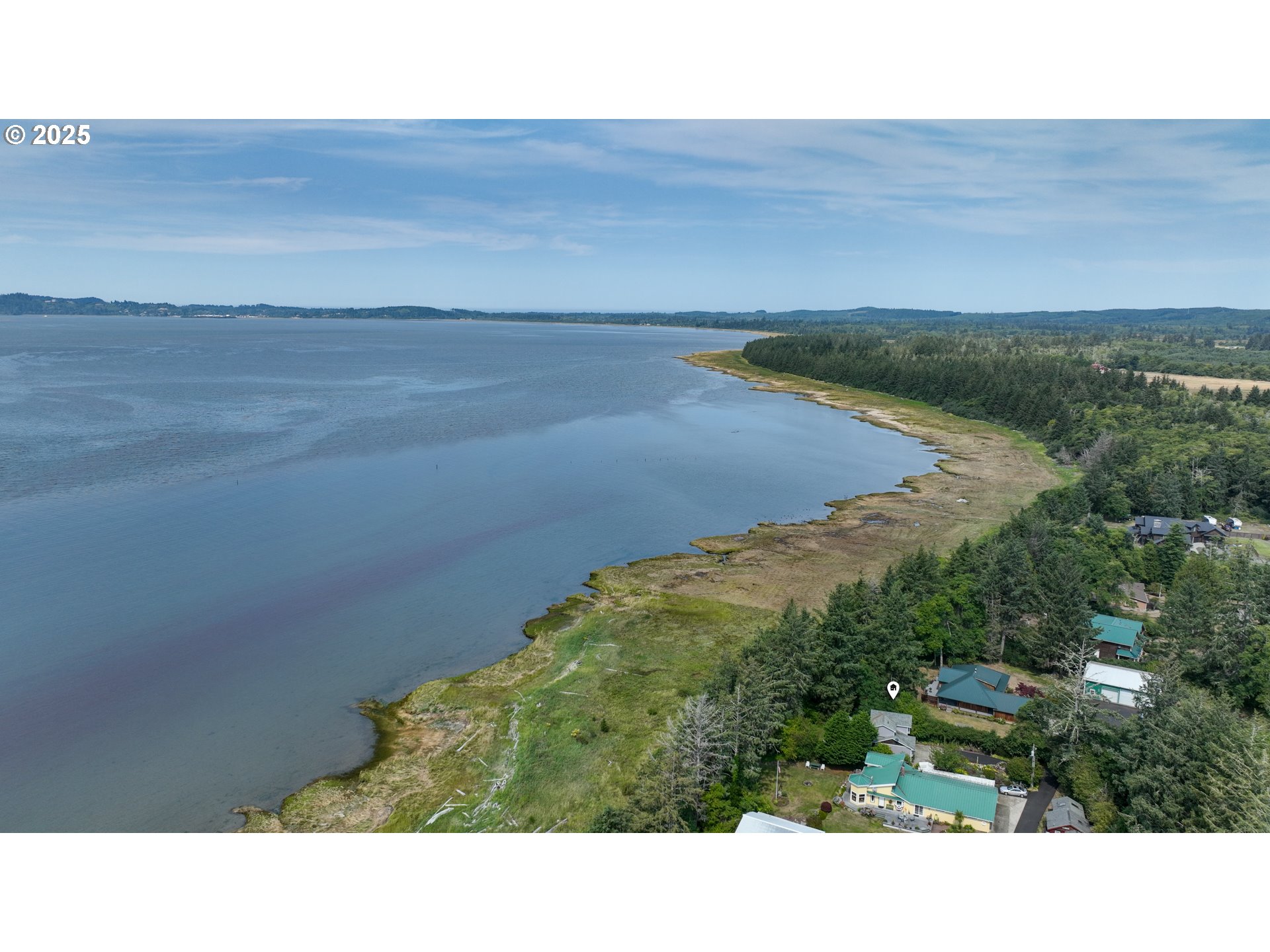 38 3rd Street Chinook, WA 98614 - Photo 3 of 33