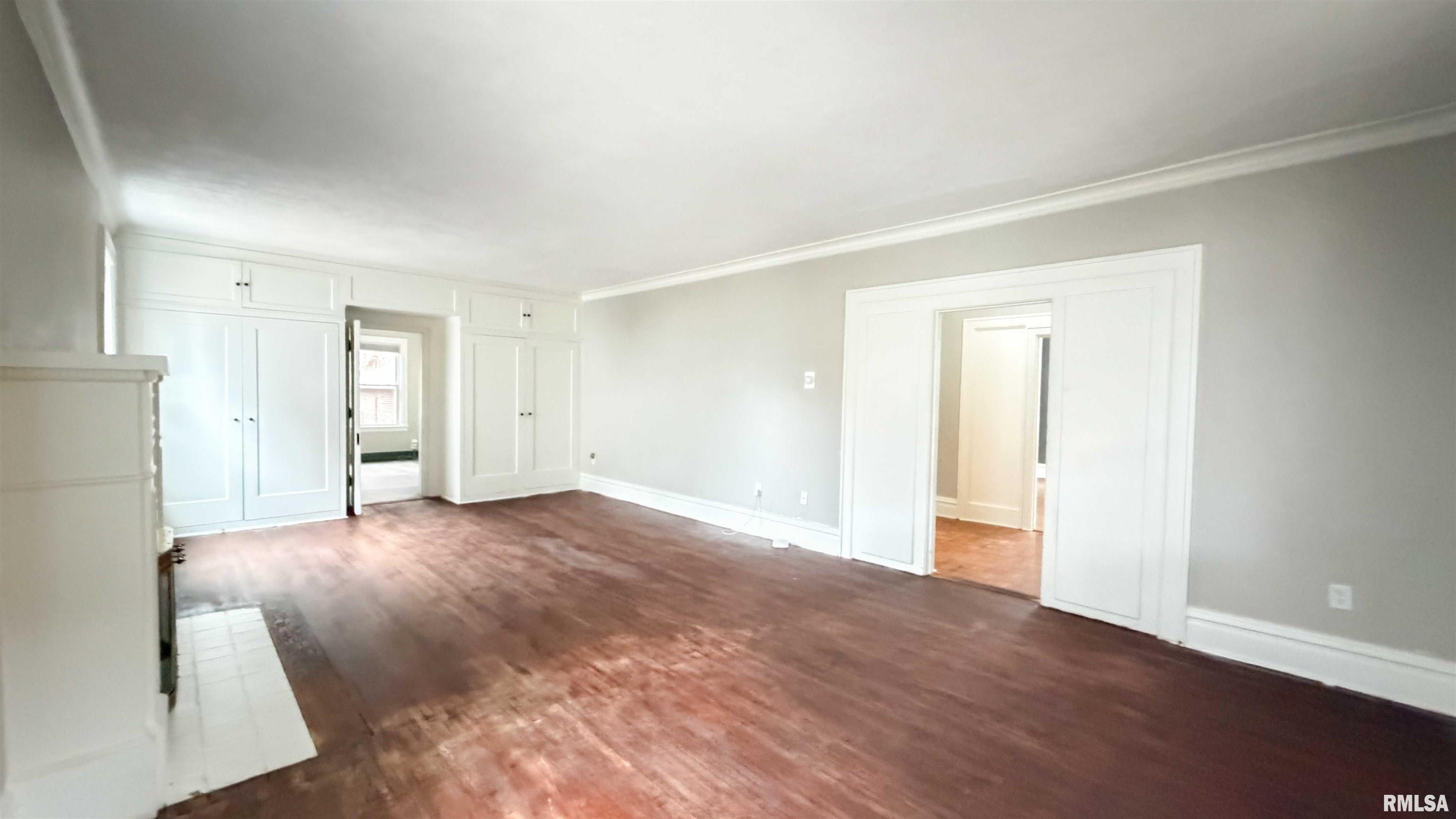 1011 North Farmington Road Peoria, IL 61606 - Photo 13 of 47