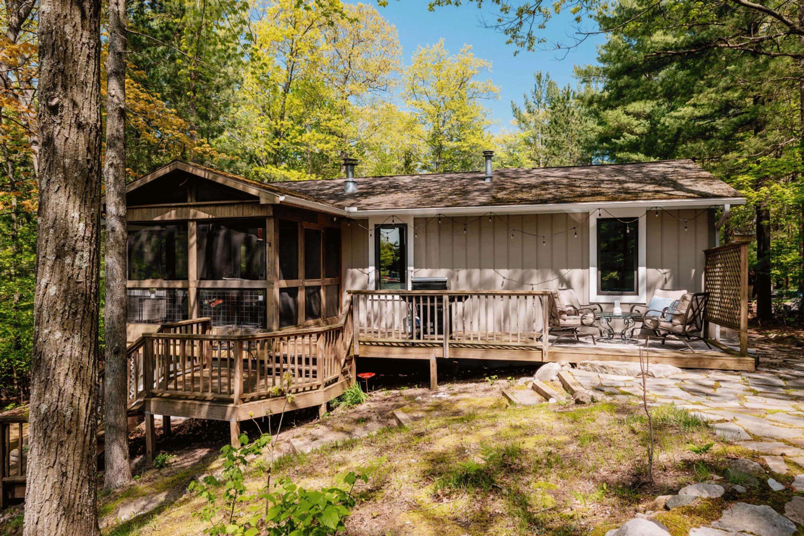 600 Bass Lake Road Traverse City, MI 49685 - Photo 3 of 74 1941563-bc048cc1-9299-44ec-bbbf-4f39edf8d317.JPG