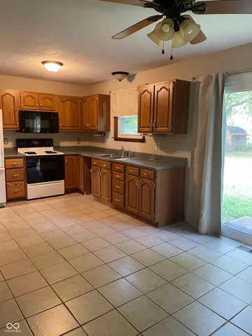 $1,700 | 3612 Boxwood Drive, Indianapolis, IN 46227