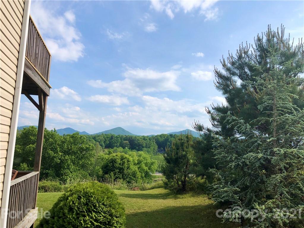 32 Lawson Ridge Road Leicester, NC 28748 - Photo 22 of 40 Gallery Image 22