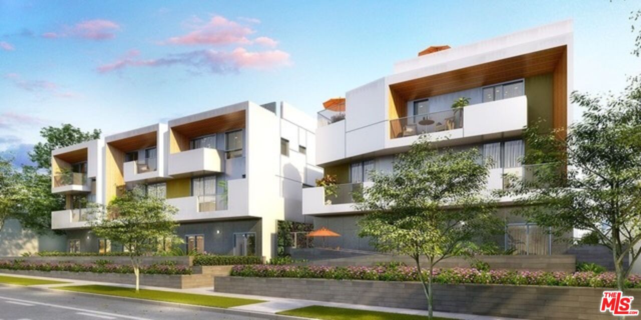 1433 14th Street, Unit 16 Santa Monica, CA 90404 - Photo 5 of 5 a front view of a house with street view