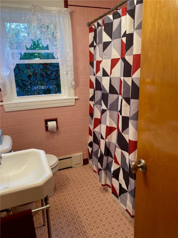 76 Arnold Road Coventry, RI 02816 - Photo 17 of 36