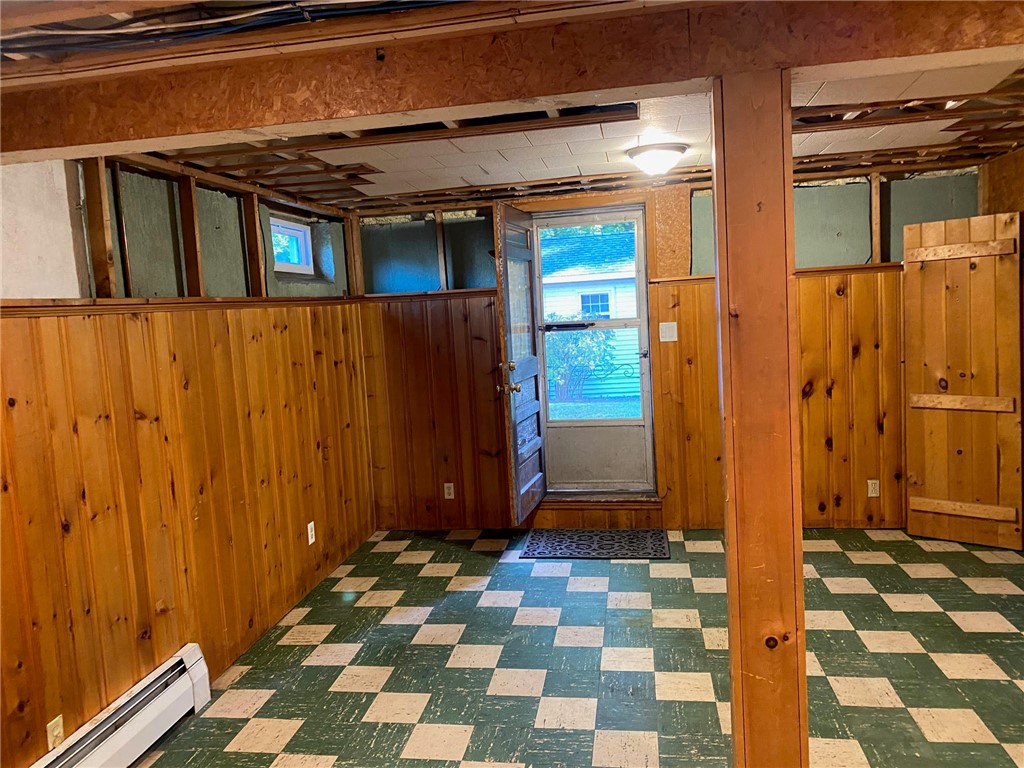 76 Arnold Road Coventry, RI 02816 - Photo 22 of 36