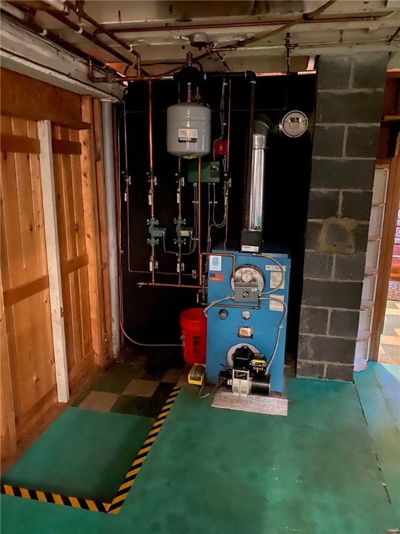 76 Arnold Road Coventry, RI 02816 - Photo 23 of 36