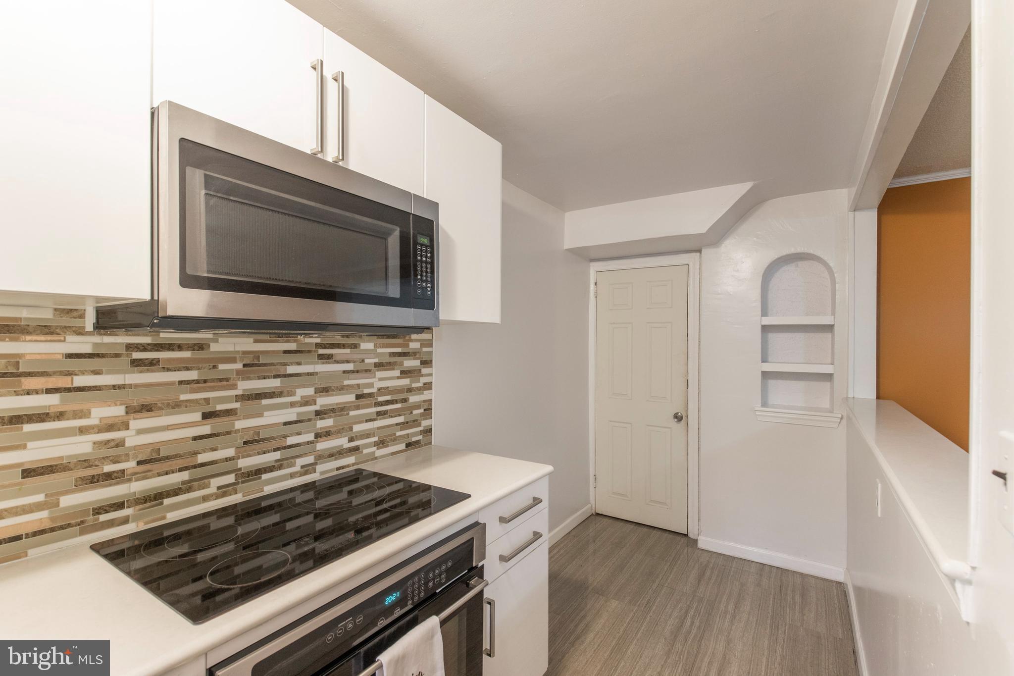 312 Copley Road Upper Darby, PA 19082 - Photo 11 of 33 Kitchen