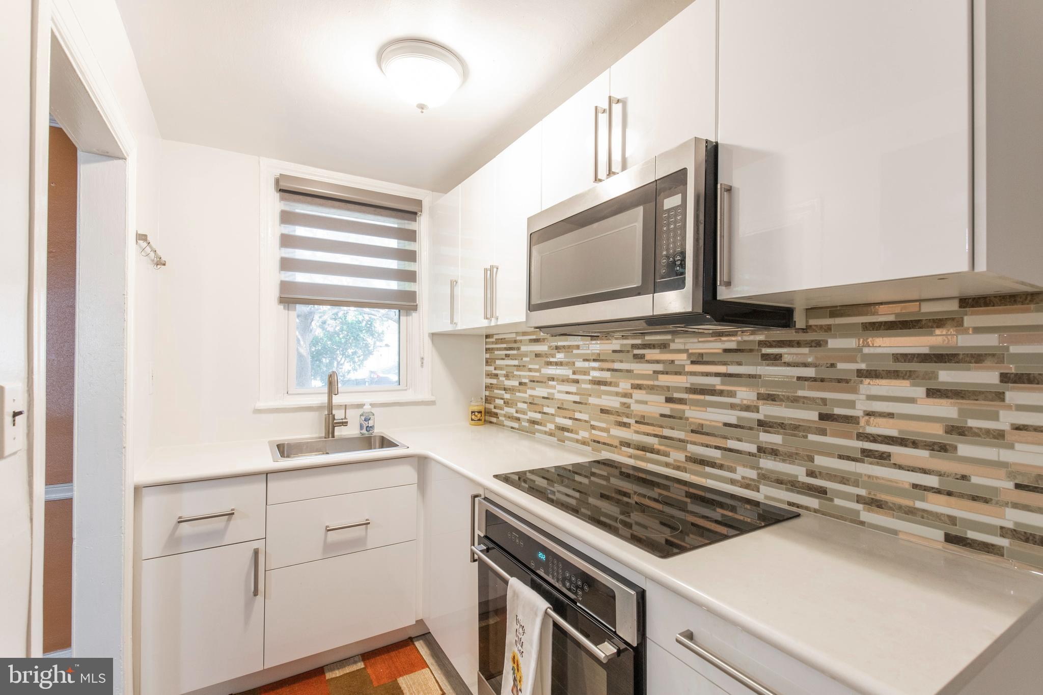 312 Copley Road Upper Darby, PA 19082 - Photo 14 of 33 Kitchen
