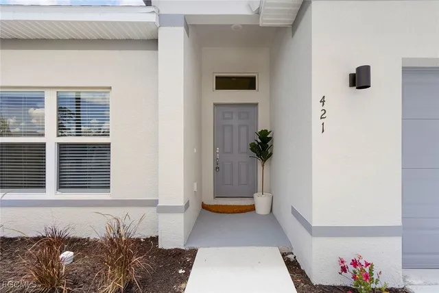 a view of a entryway of a house