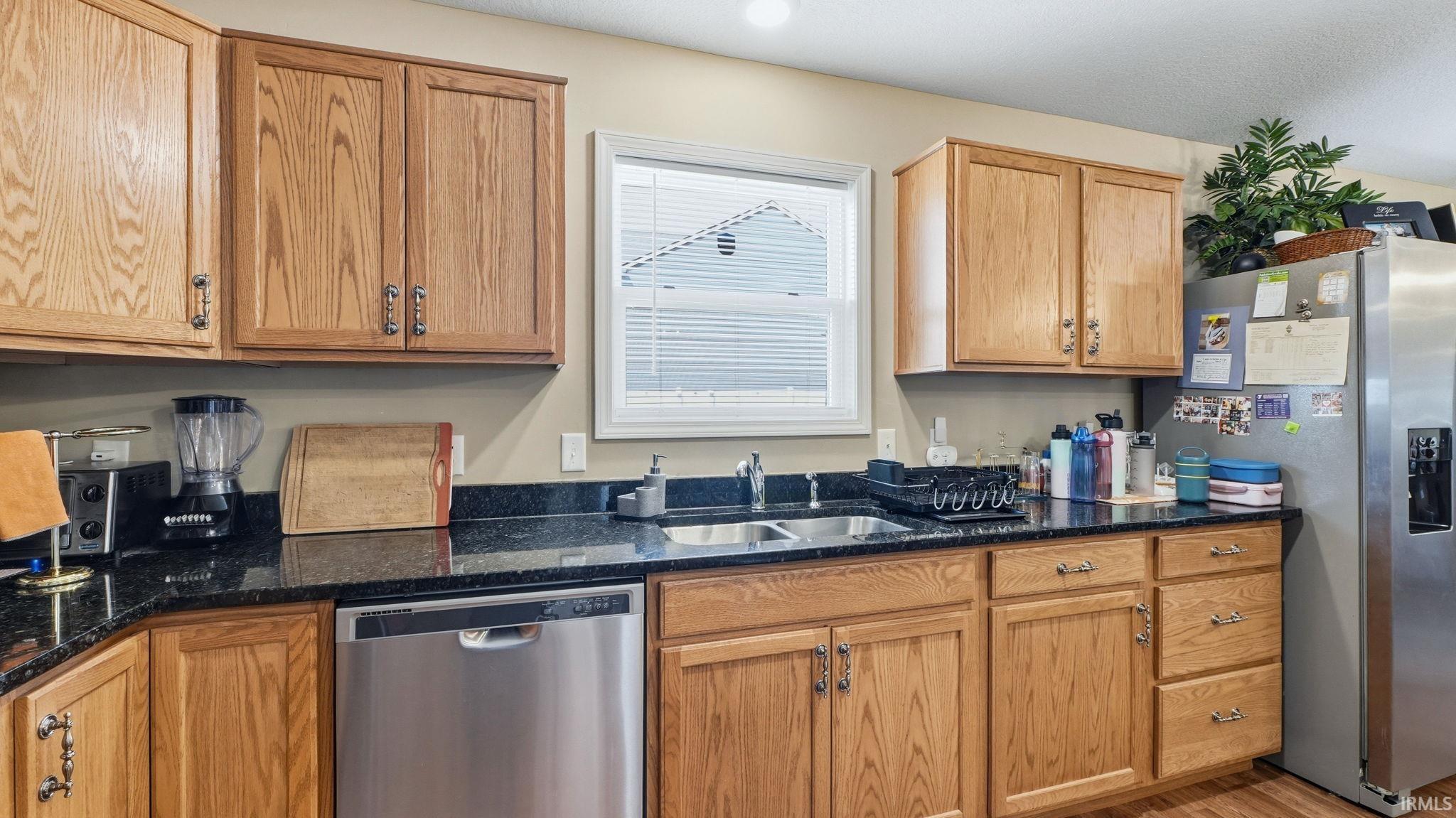 5076 Redwall Rim Pass Fort Wayne, IN 46808 - Photo 12 of 36