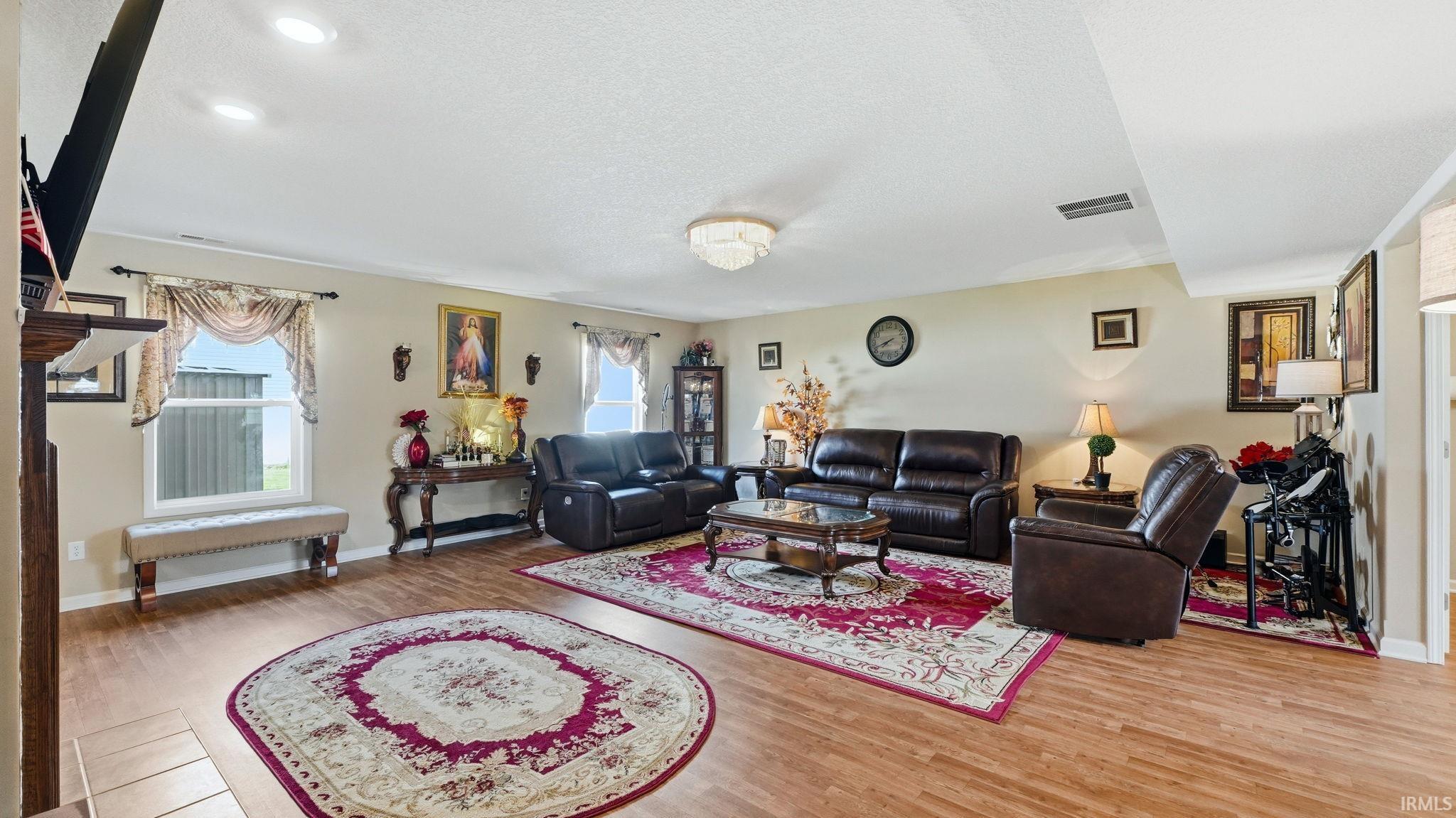 5076 Redwall Rim Pass Fort Wayne, IN 46808 - Photo 5 of 36