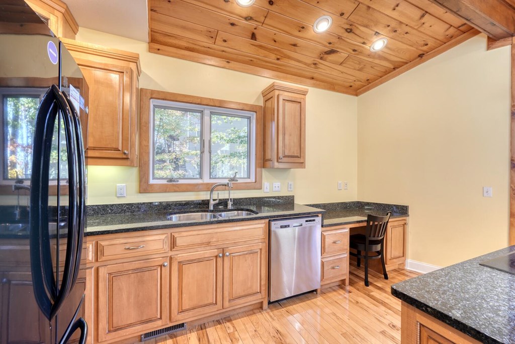 1461 Harris Ridge Road Young Harris, GA 30582 - Photo 16 of 61 Gallery Image 16