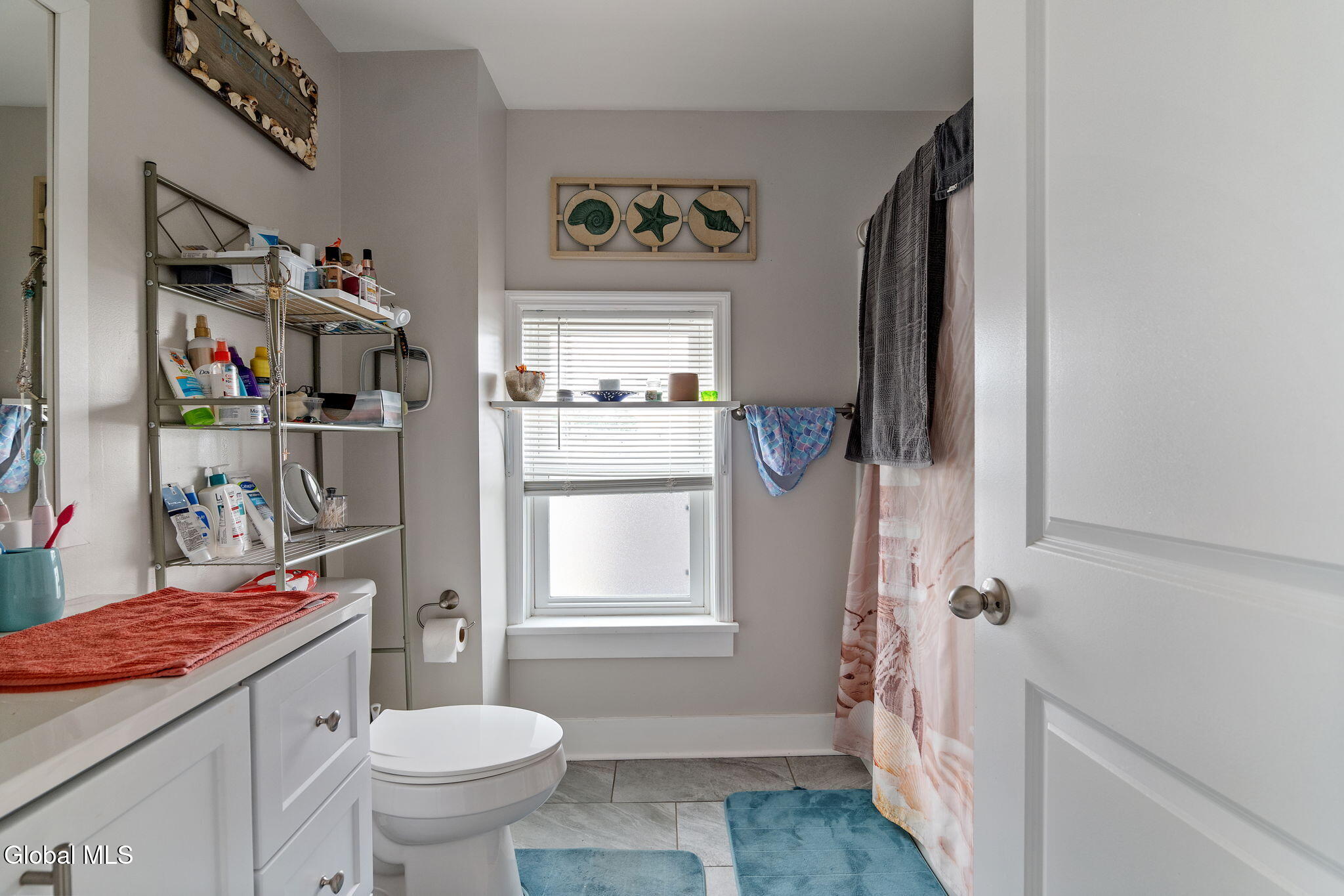 206 Front Street Schenectady, NY 12305 - Photo 13 of 21 13-206FrontSt_13