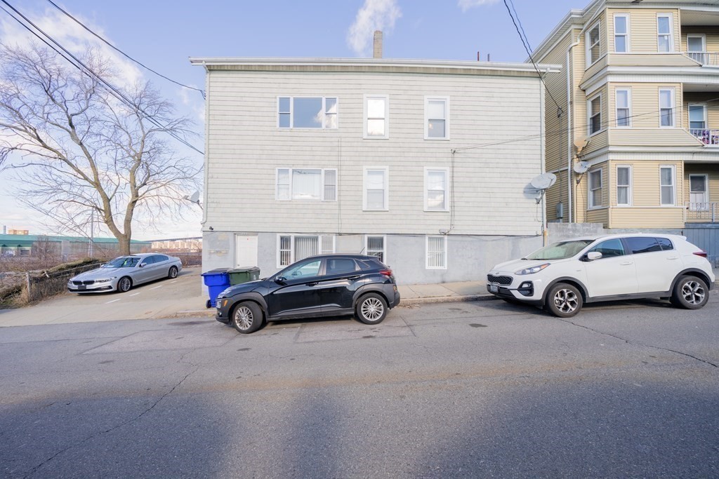 306 Ferry Street Fall River, MA 02721 - Photo 3 of 30