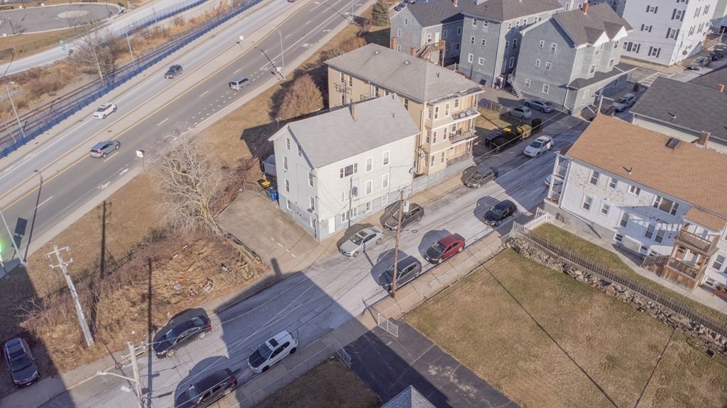 306 Ferry Street Fall River, MA 02721 - Photo 4 of 30