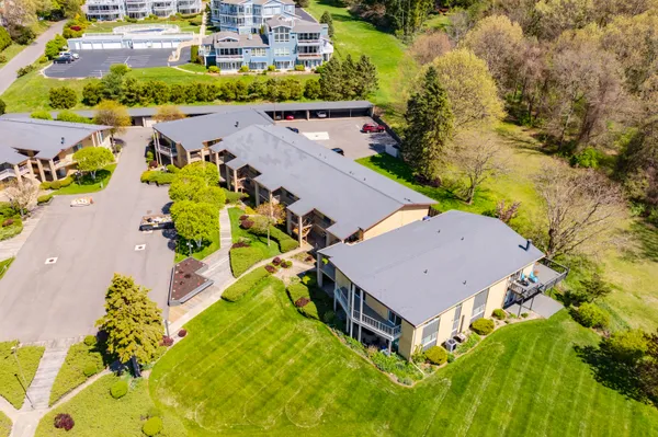 $688,000 | 4150 Ridge Road, Unit 21 AND 22, Stevensville, MI 49127