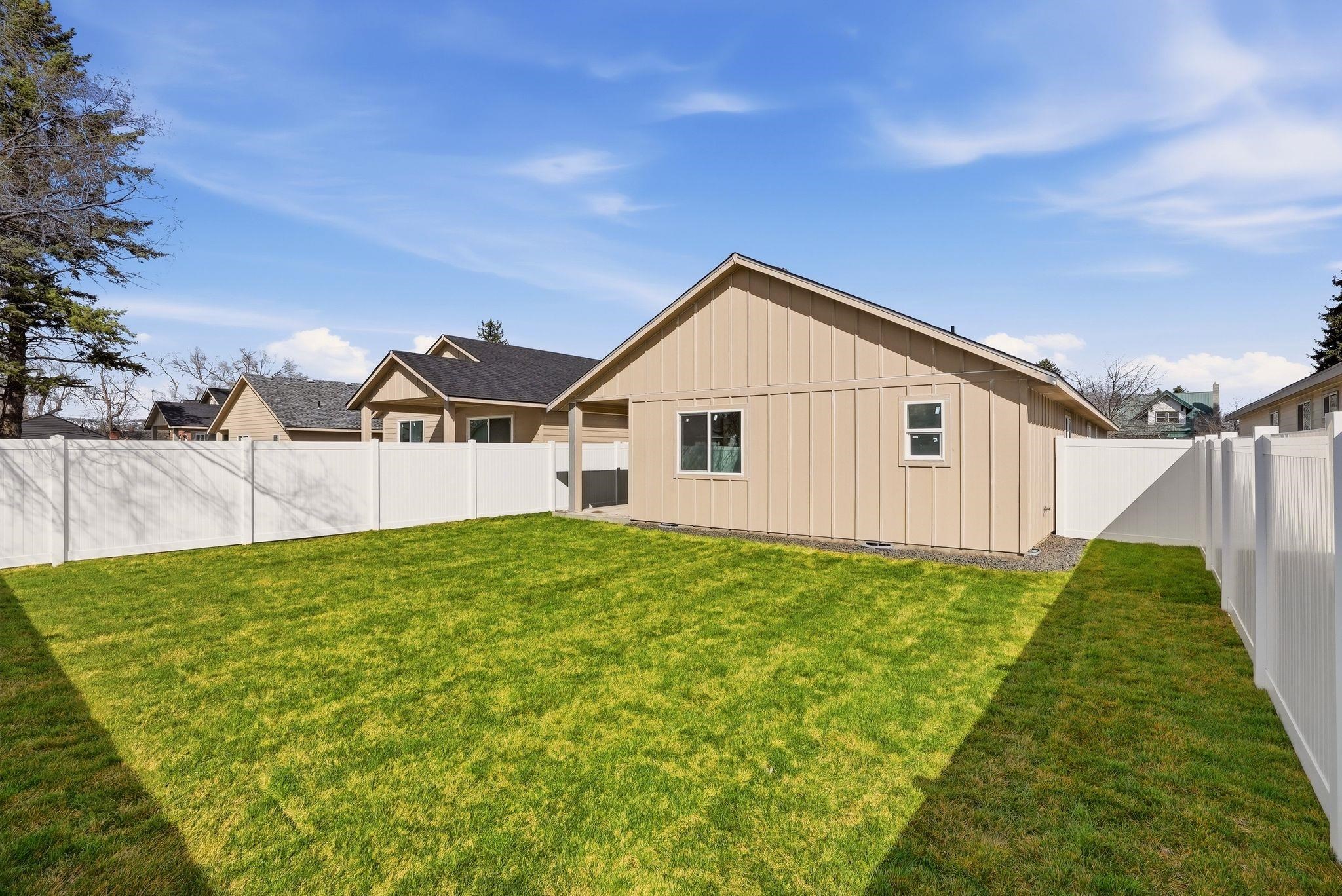 2105 North Sipple Road Spokane Valley, WA 99212 - Photo 17 of 18