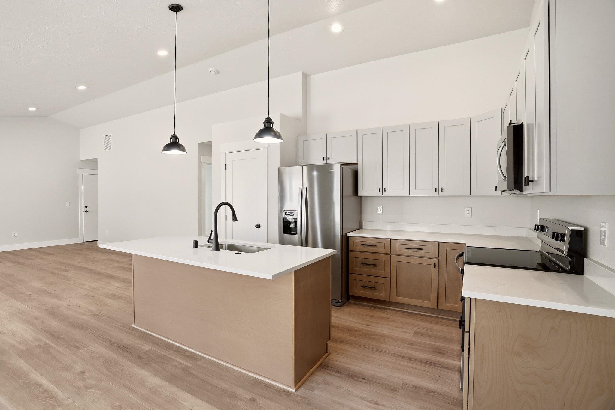 2105 North Sipple Road Spokane Valley, WA 99212 - Photo 5 of 18